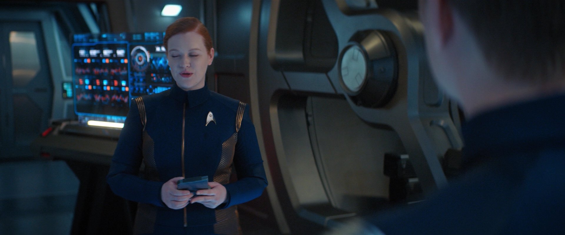 extant_StarTrekDiscovery_2x01-Brother_02347.jpg