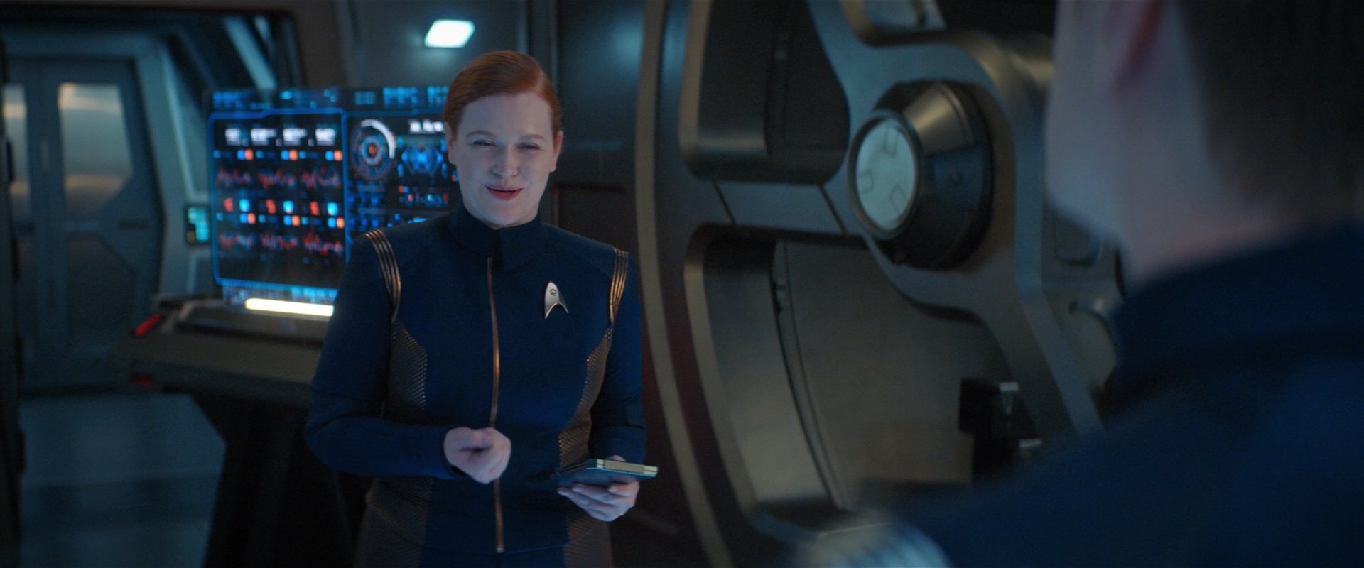 extant_StarTrekDiscovery_2x01-Brother_02356.jpg