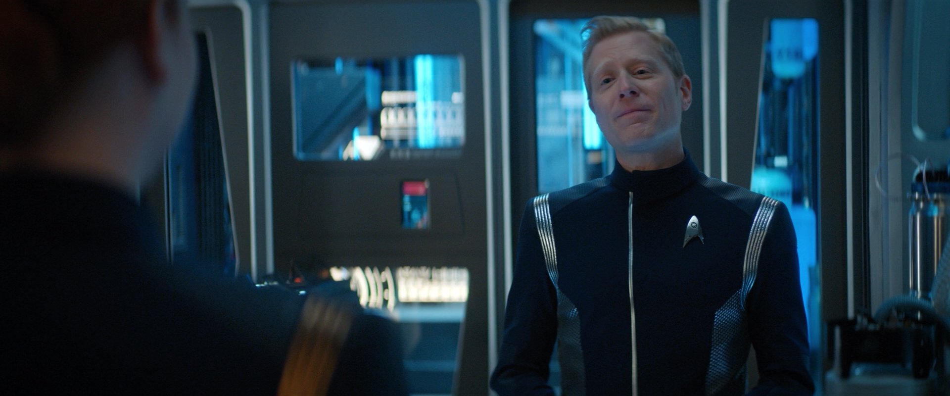 extant_StarTrekDiscovery_2x01-Brother_02358.jpg