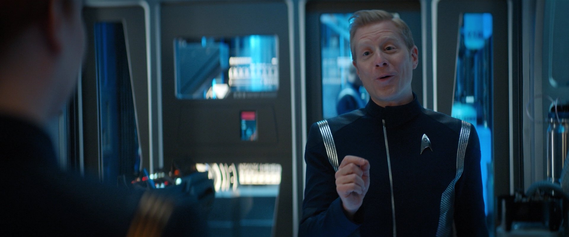 extant_StarTrekDiscovery_2x01-Brother_02365.jpg