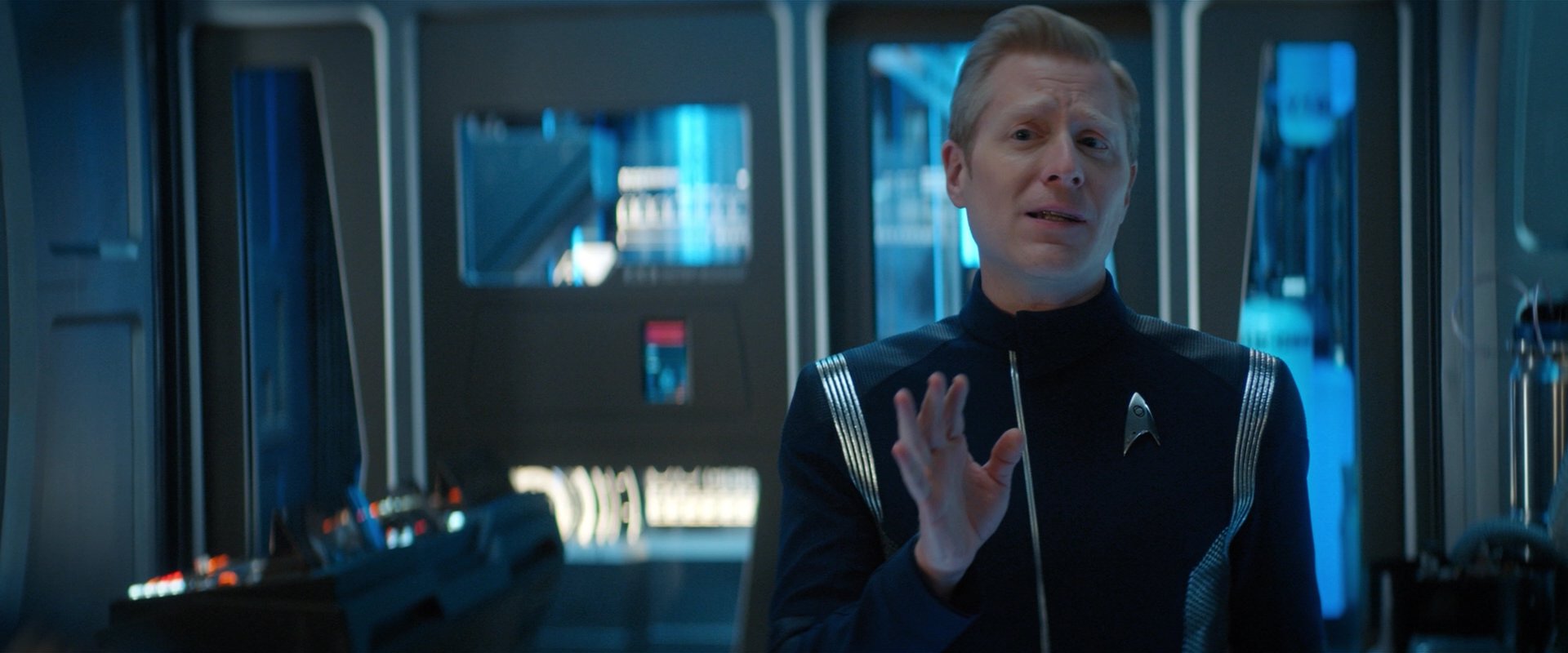 extant_StarTrekDiscovery_2x01-Brother_02373.jpg