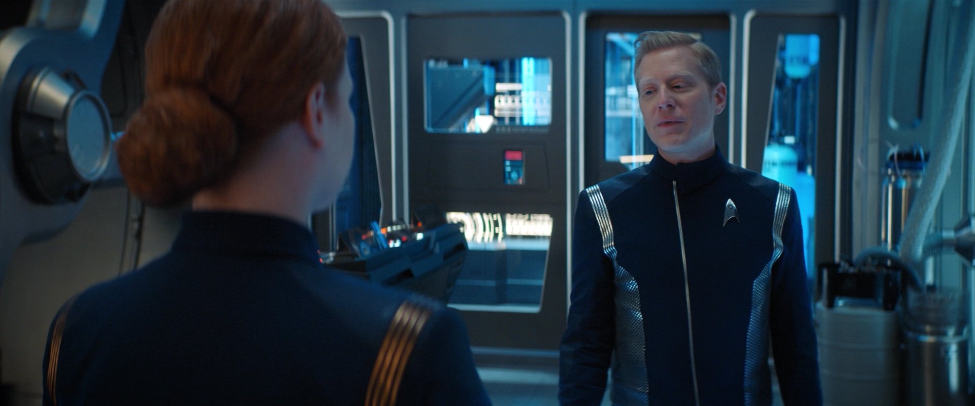 extant_StarTrekDiscovery_2x01-Brother_02430.jpg
