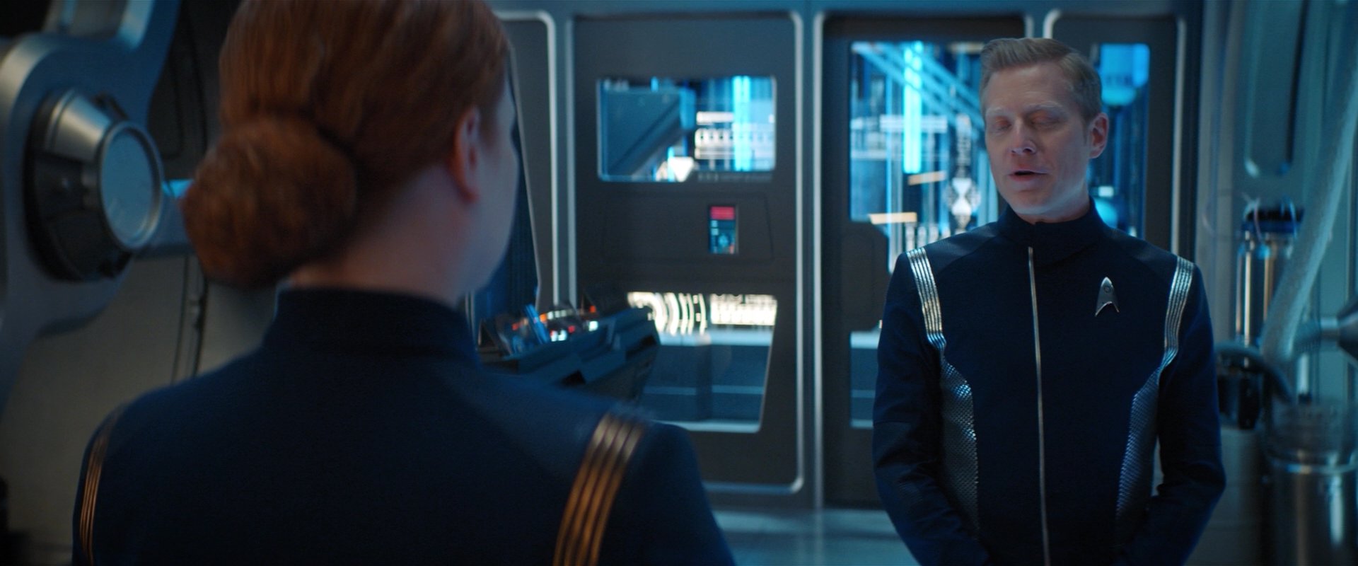 extant_StarTrekDiscovery_2x01-Brother_02434.jpg