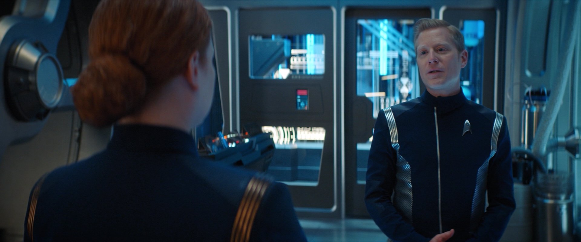 extant_StarTrekDiscovery_2x01-Brother_02436.jpg