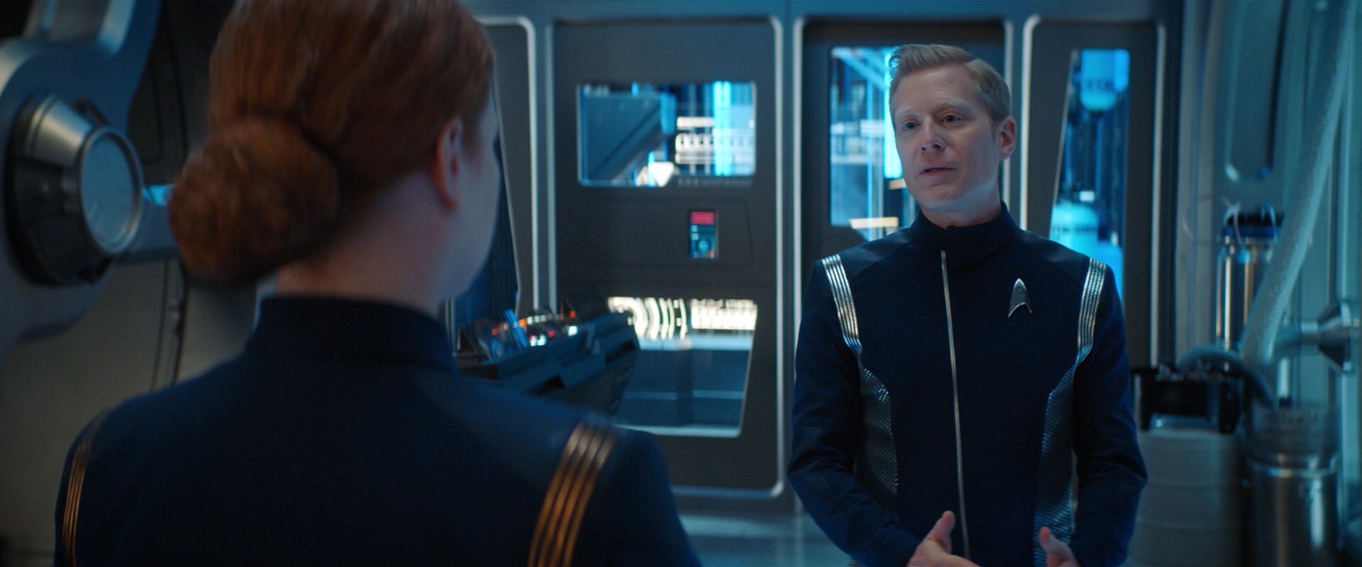 extant_StarTrekDiscovery_2x01-Brother_02439.jpg