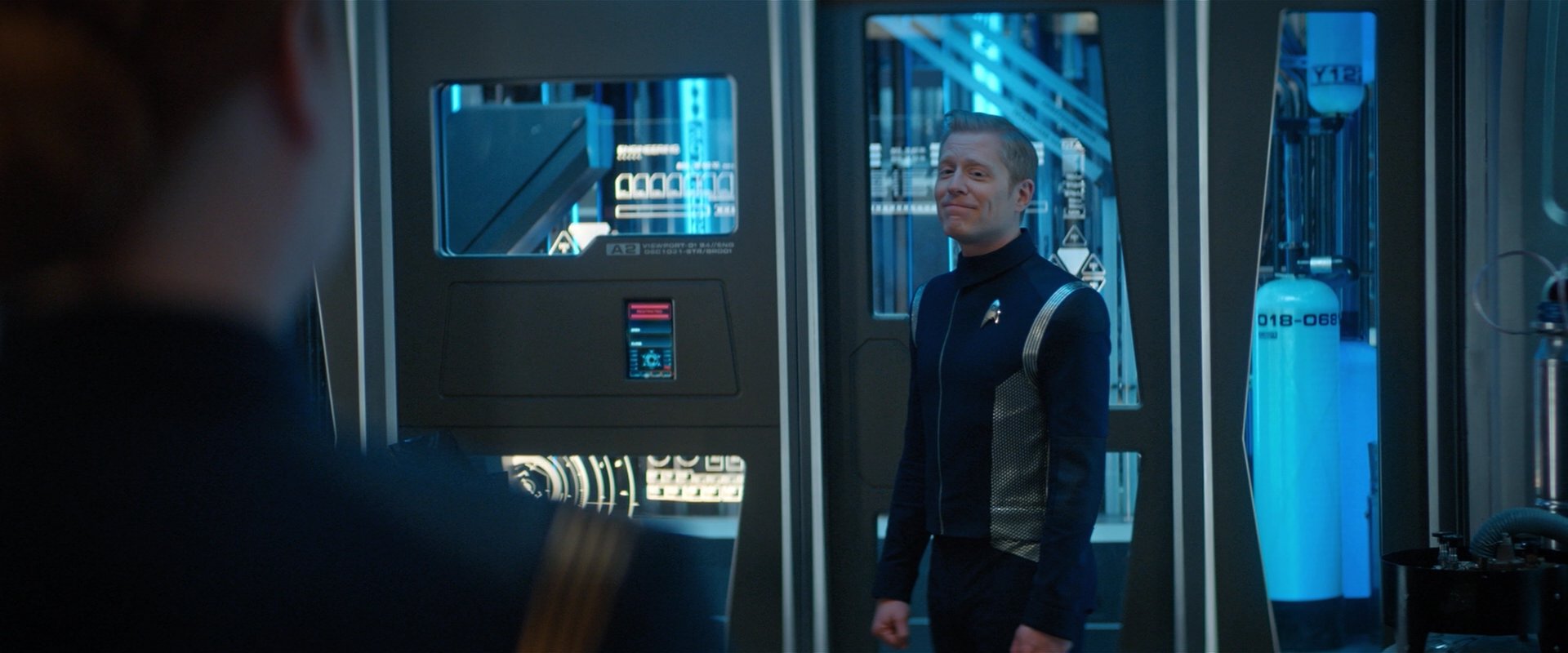 extant_StarTrekDiscovery_2x01-Brother_02541.jpg