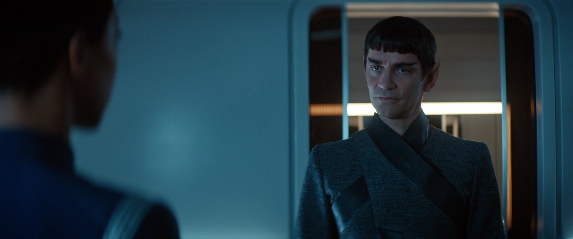 extant_StarTrekDiscovery_2x01-Brother_02763.jpg