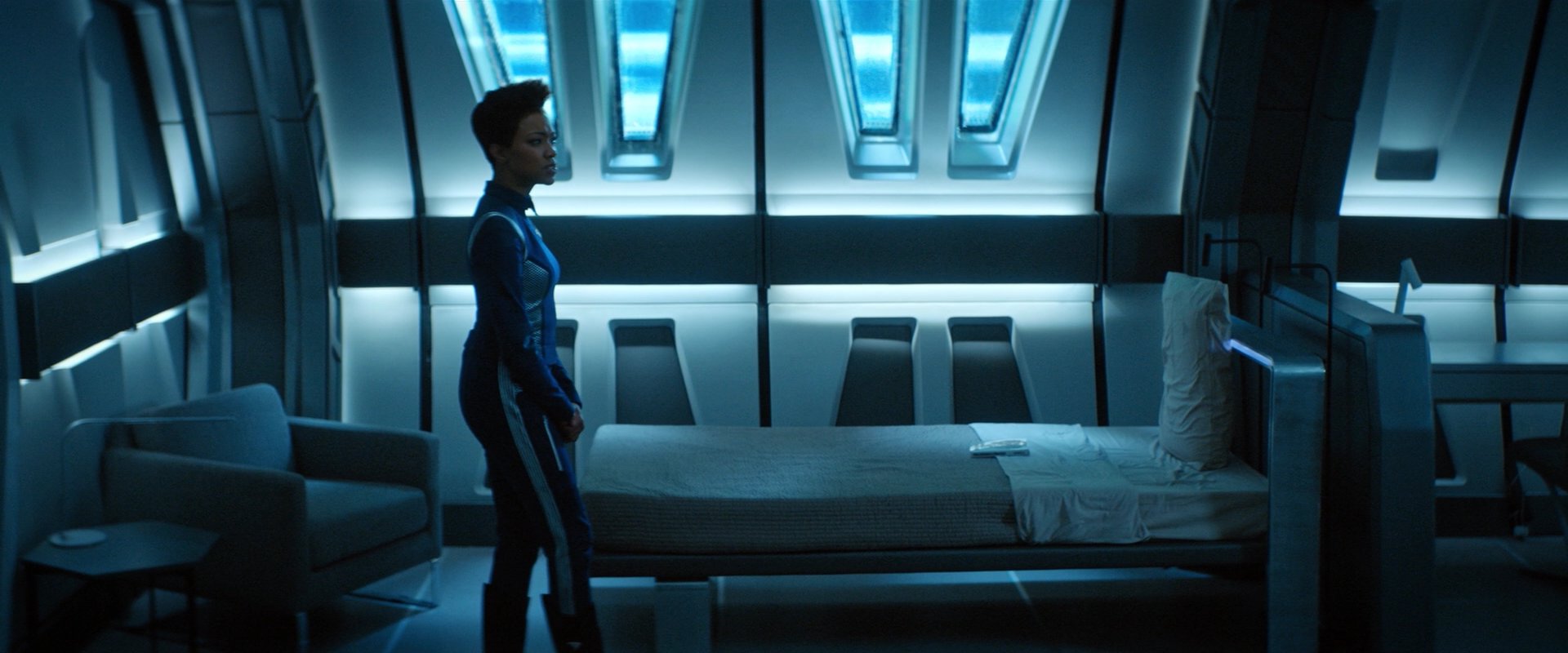 extant_StarTrekDiscovery_2x01-Brother_02814.jpg