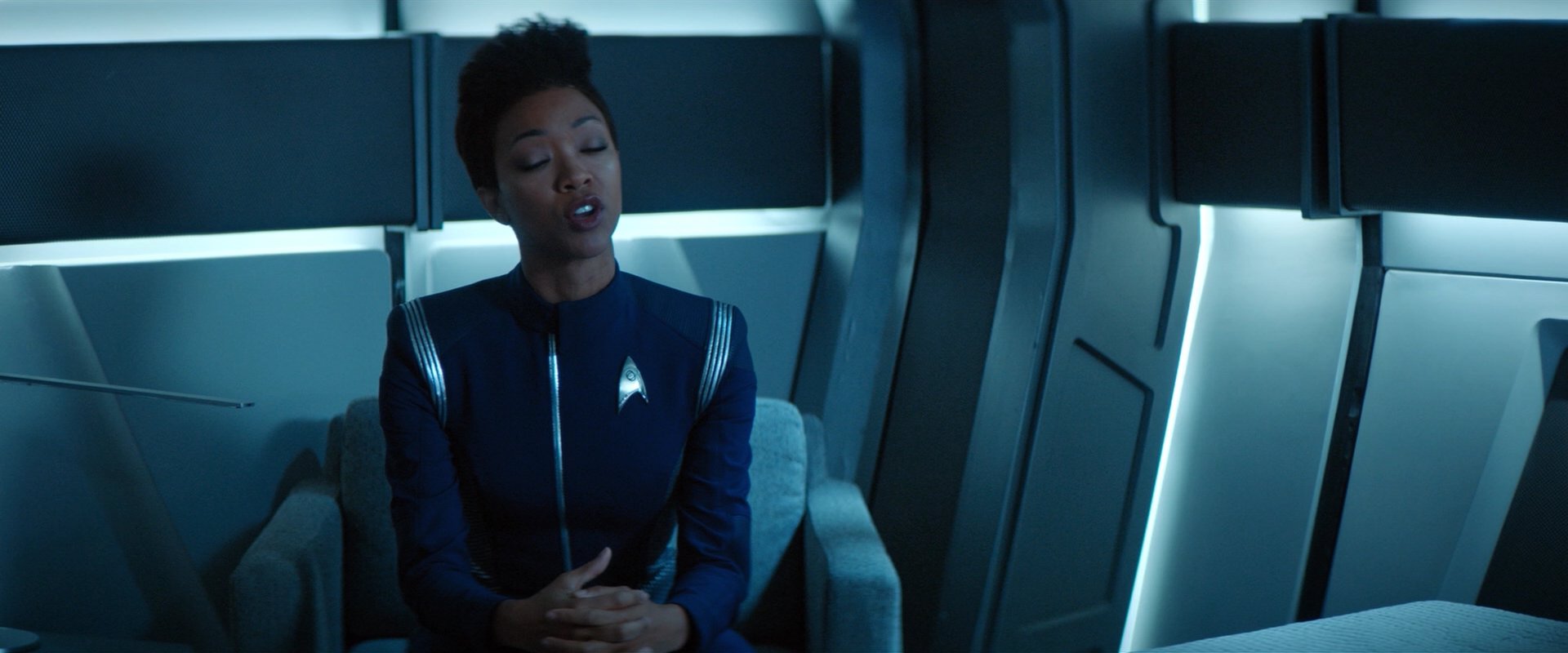extant_StarTrekDiscovery_2x01-Brother_02864.jpg