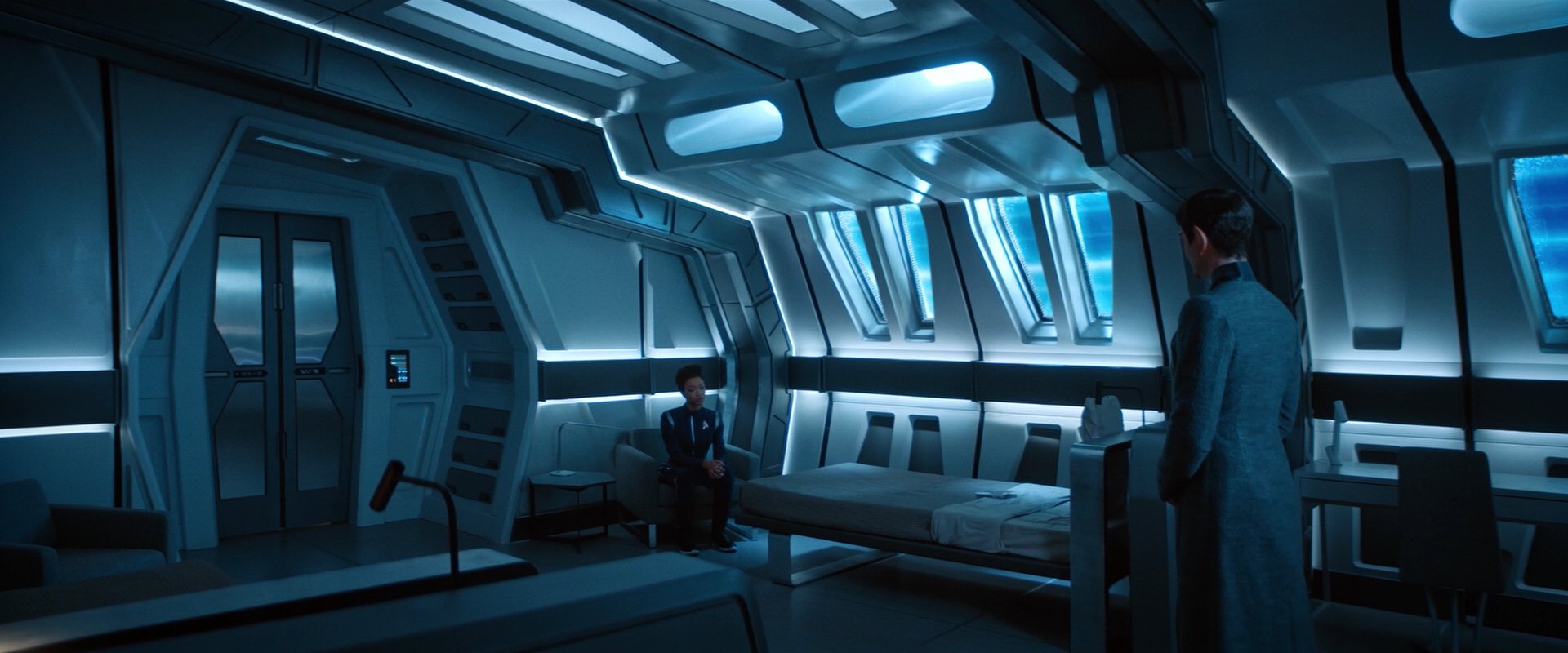 extant_StarTrekDiscovery_2x01-Brother_02923.jpg
