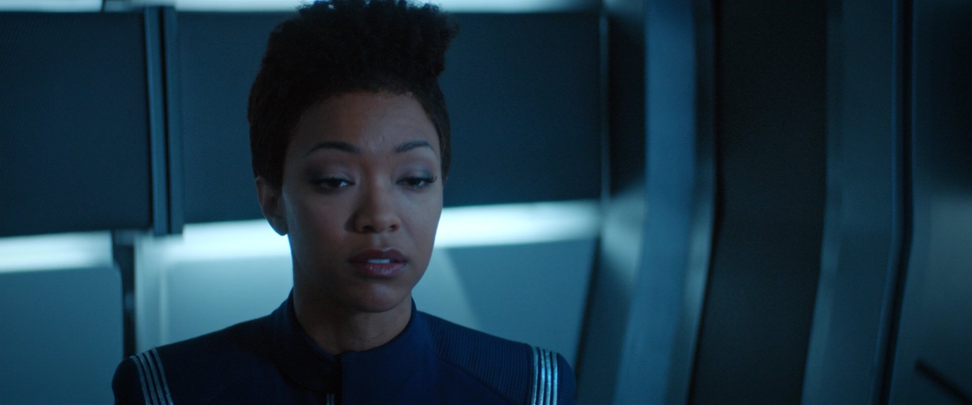 extant_StarTrekDiscovery_2x01-Brother_02935.jpg