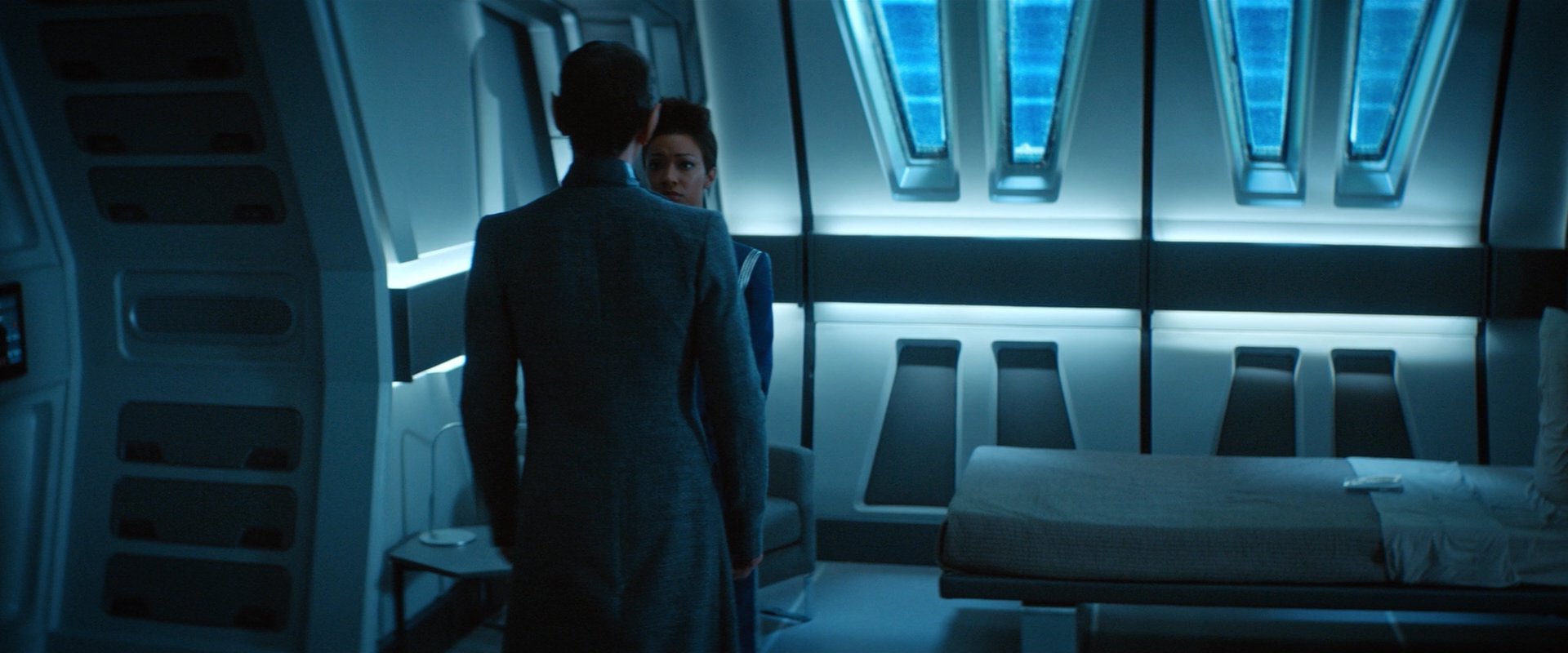 extant_StarTrekDiscovery_2x01-Brother_03045.jpg