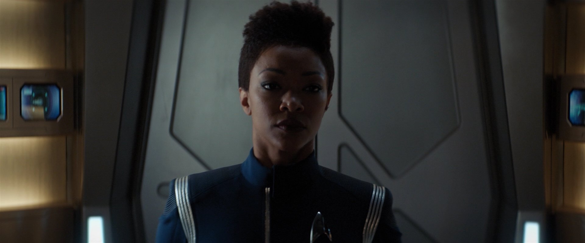 extant_StarTrekDiscovery_2x01-Brother_03088.jpg
