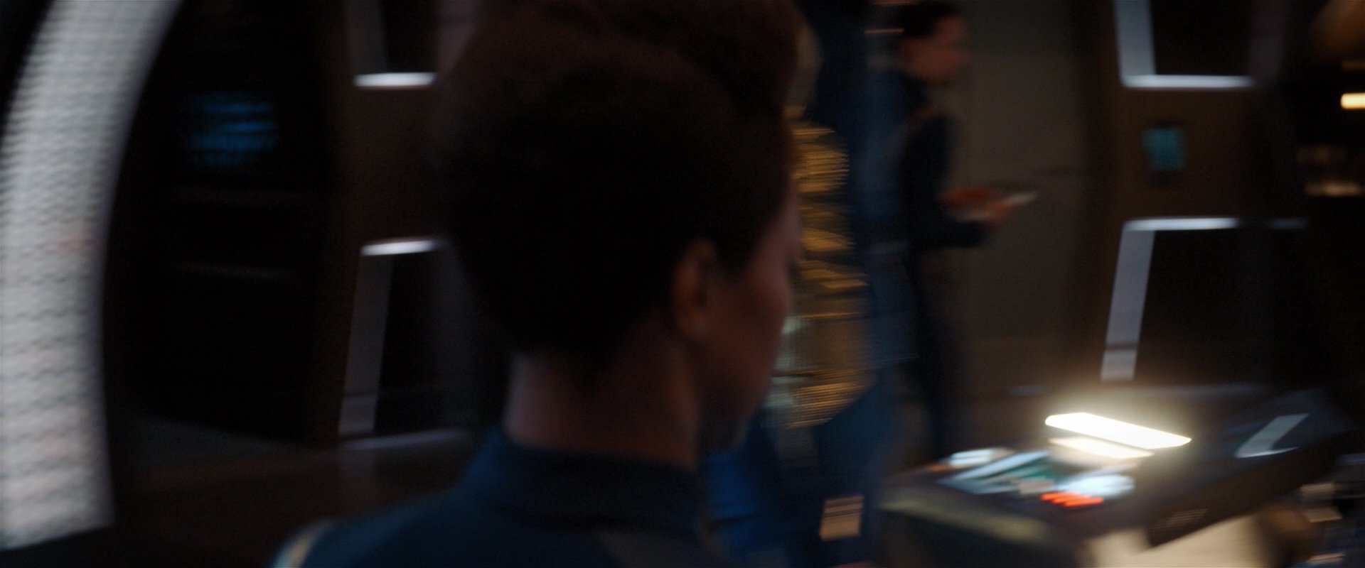 extant_StarTrekDiscovery_2x01-Brother_03094.jpg