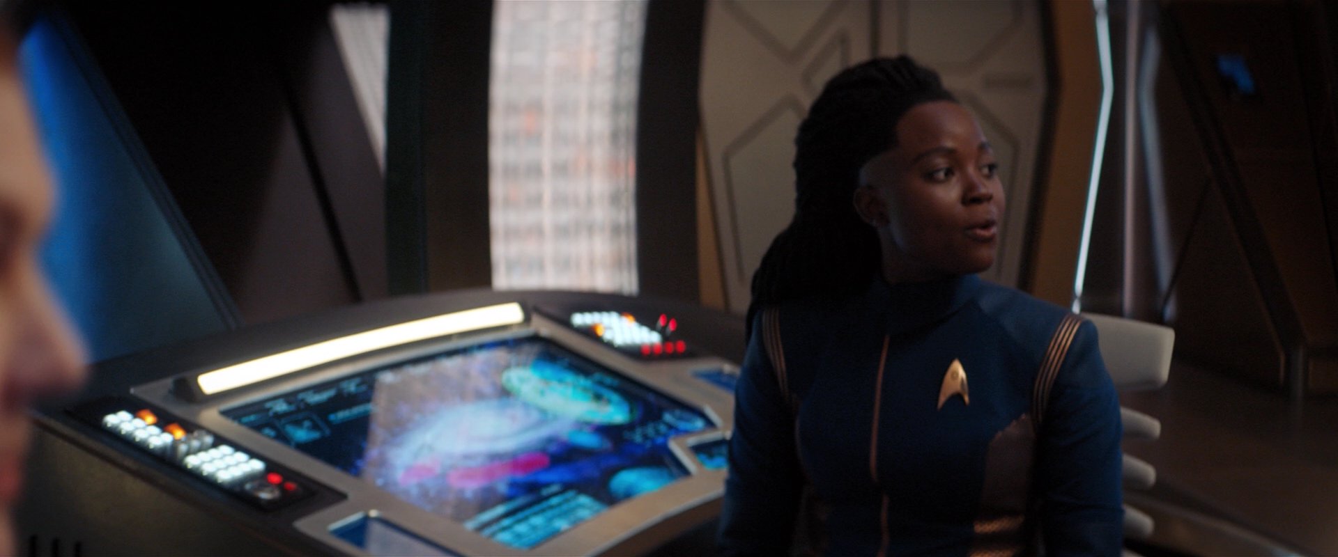 extant_StarTrekDiscovery_2x01-Brother_03127.jpg