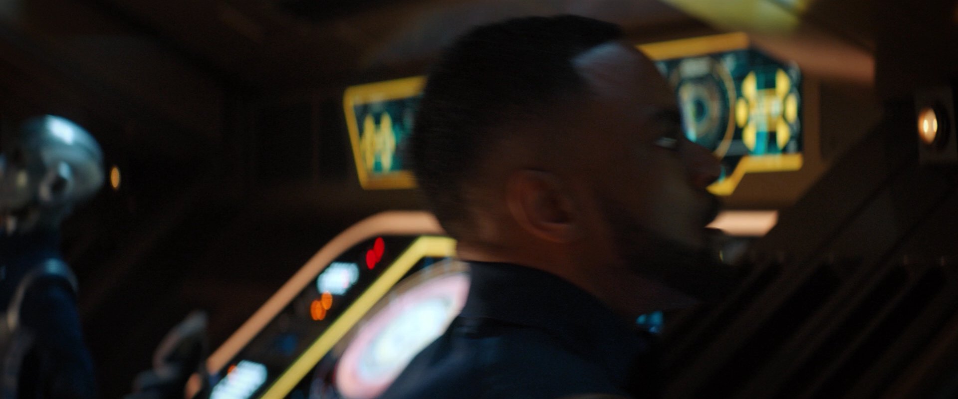 extant_StarTrekDiscovery_2x01-Brother_03190.jpg