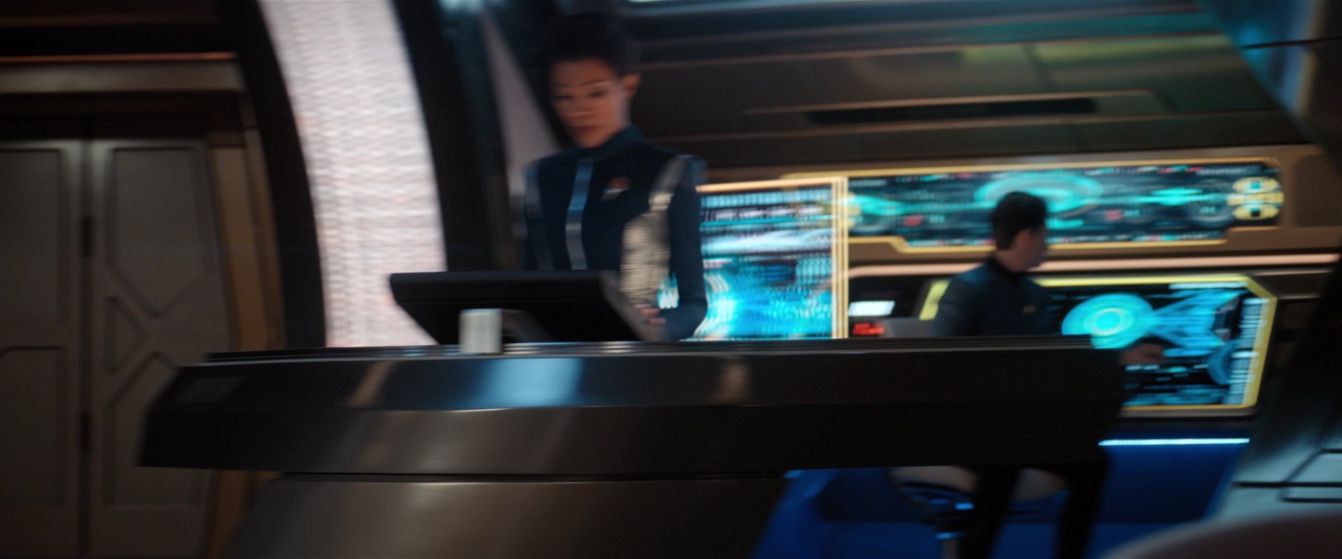 extant_StarTrekDiscovery_2x01-Brother_03230.jpg