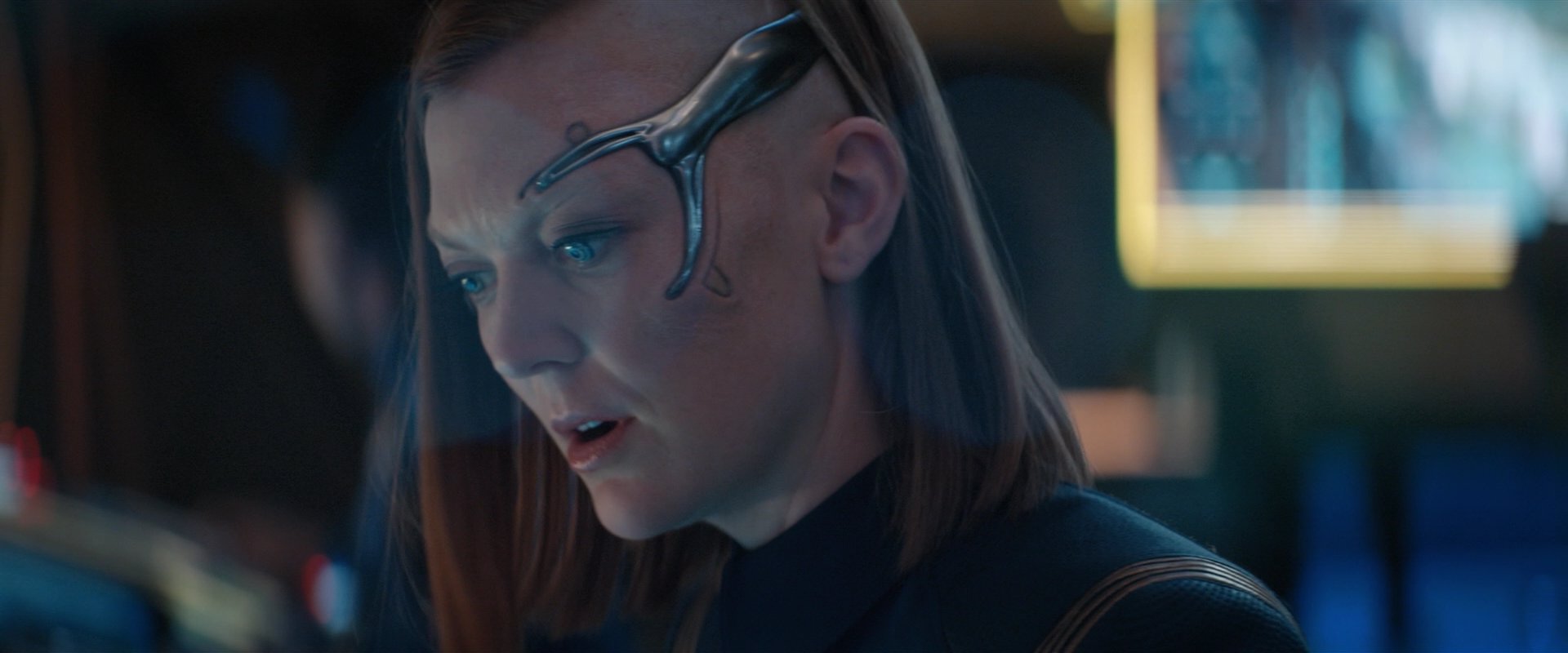 extant_StarTrekDiscovery_2x01-Brother_03266.jpg