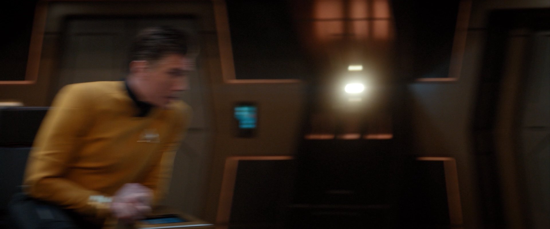 extant_StarTrekDiscovery_2x01-Brother_03268.jpg