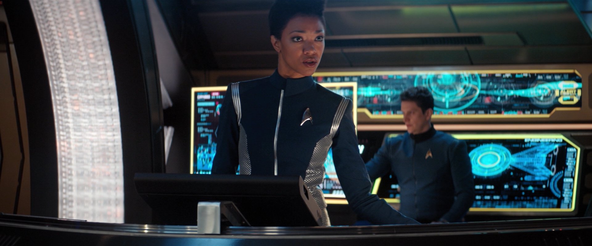 extant_StarTrekDiscovery_2x01-Brother_03272.jpg