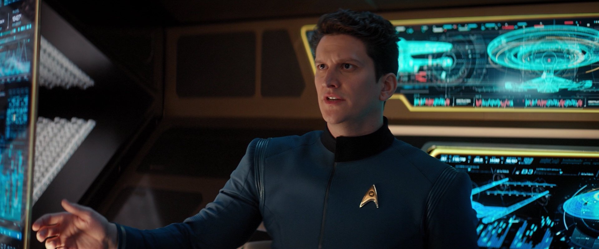 extant_StarTrekDiscovery_2x01-Brother_03277.jpg