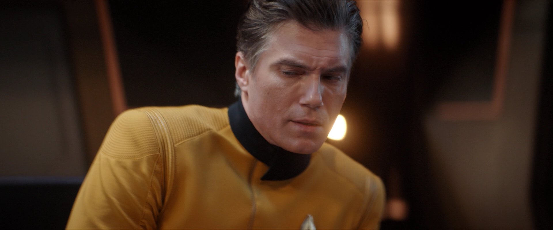 extant_StarTrekDiscovery_2x01-Brother_03281.jpg