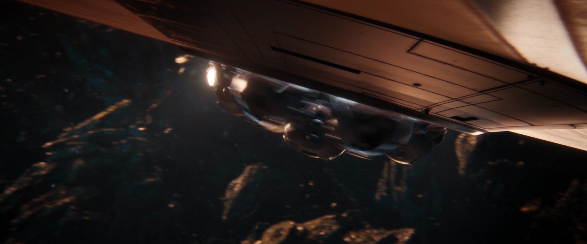 extant_StarTrekDiscovery_2x01-Brother_03314.jpg