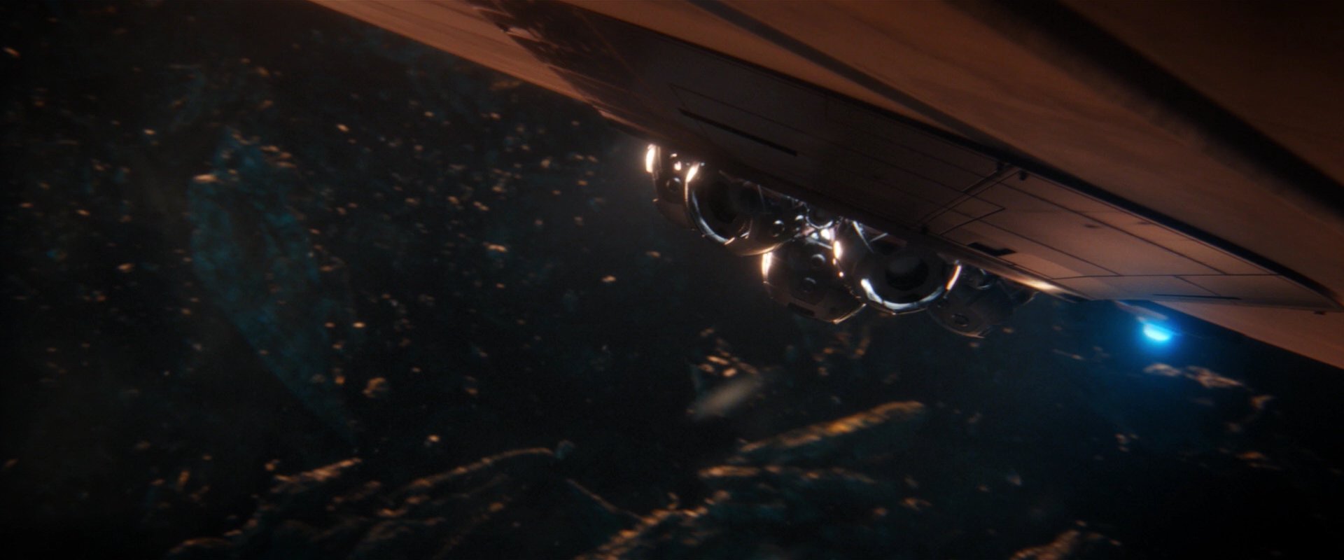 extant_StarTrekDiscovery_2x01-Brother_03316.jpg