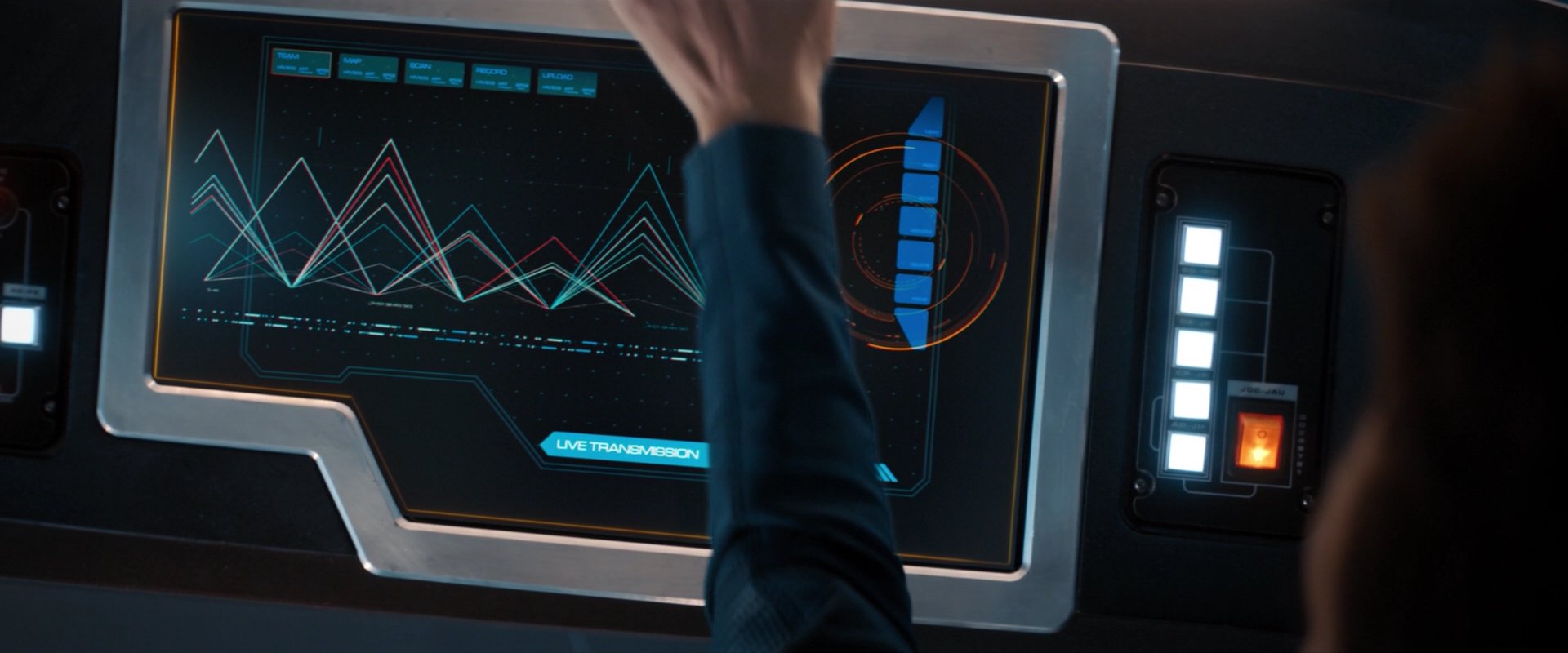 extant_StarTrekDiscovery_2x01-Brother_03387.jpg
