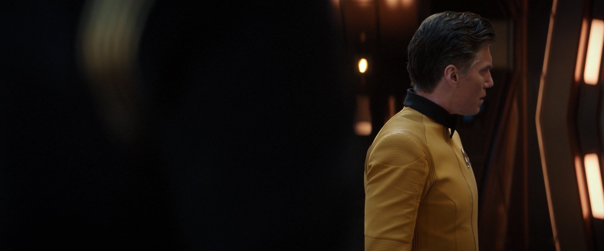 extant_StarTrekDiscovery_2x01-Brother_03402.jpg