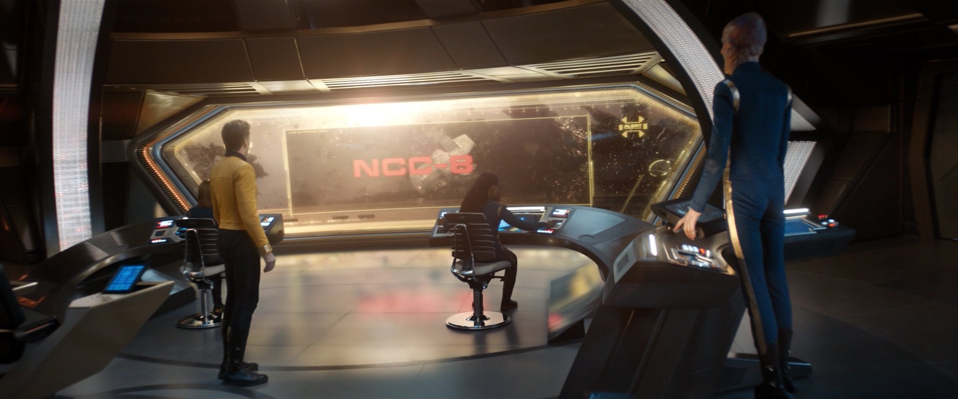 extant_StarTrekDiscovery_2x01-Brother_03435.jpg