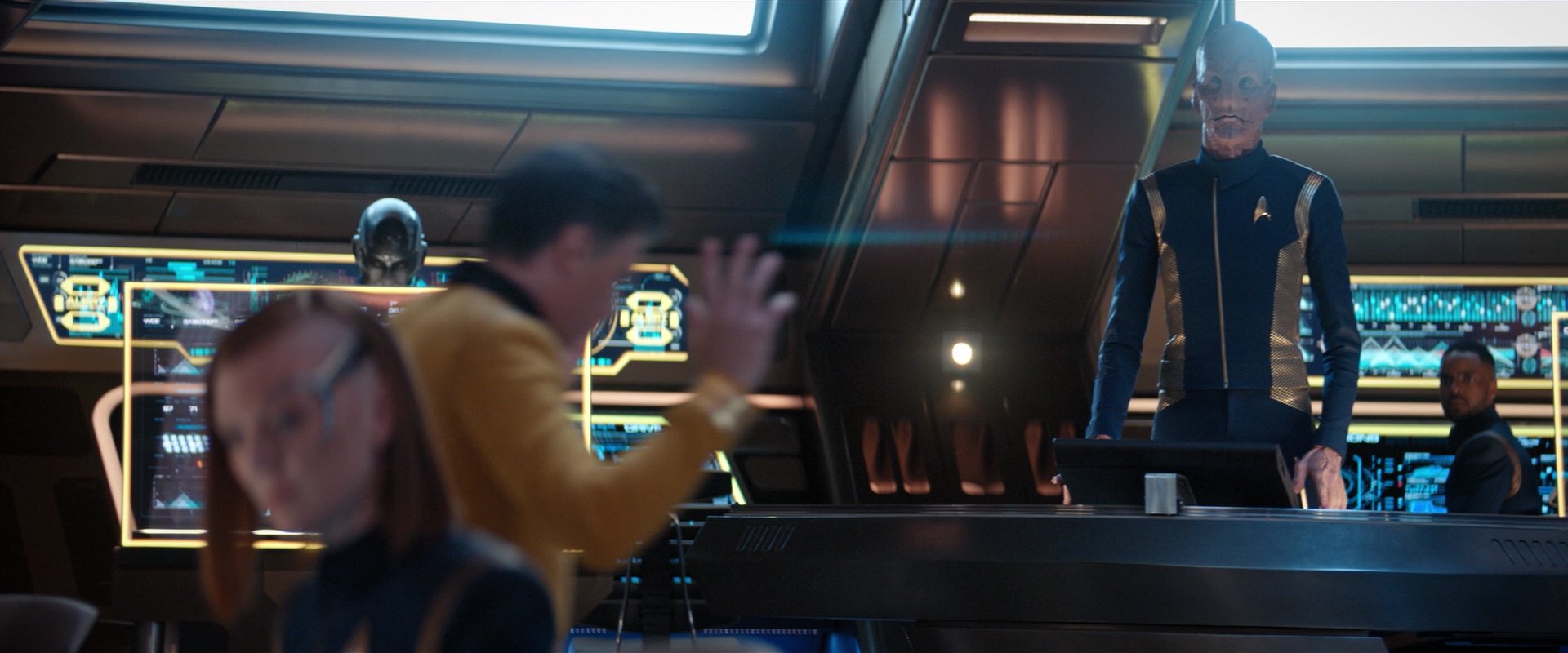 extant_StarTrekDiscovery_2x01-Brother_03501.jpg