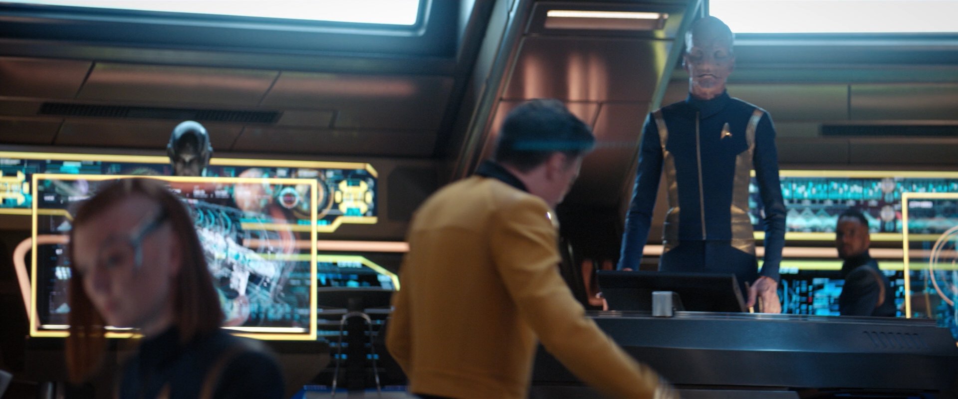 extant_StarTrekDiscovery_2x01-Brother_03502.jpg