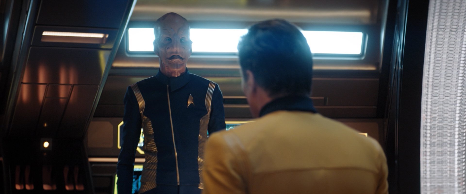 extant_StarTrekDiscovery_2x01-Brother_03530.jpg