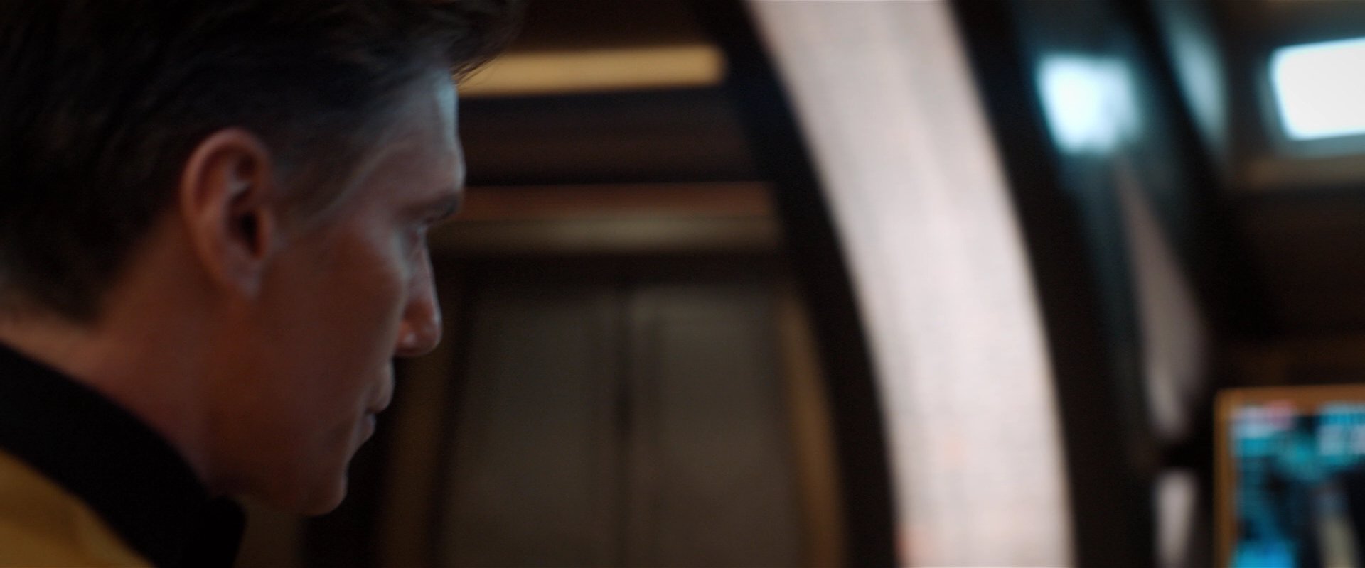 extant_StarTrekDiscovery_2x01-Brother_03575.jpg