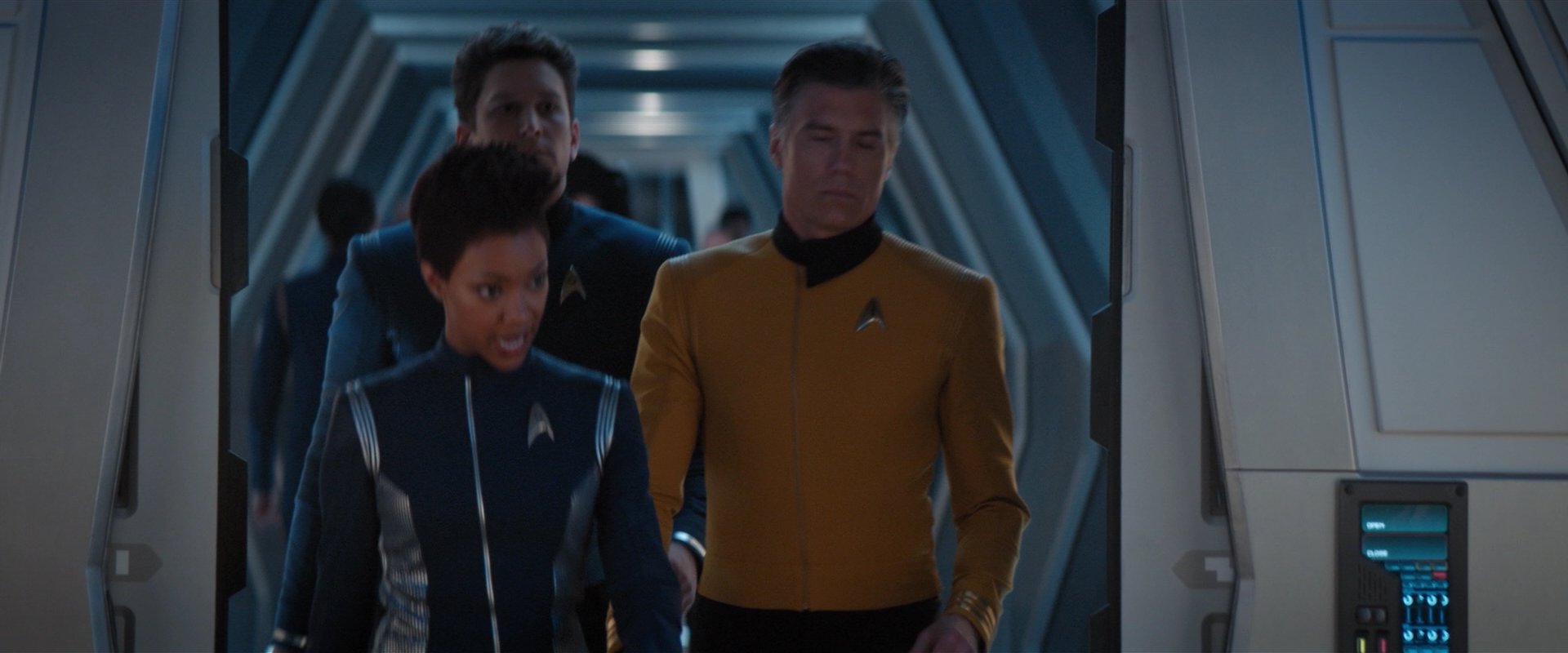 extant_StarTrekDiscovery_2x01-Brother_03636.jpg