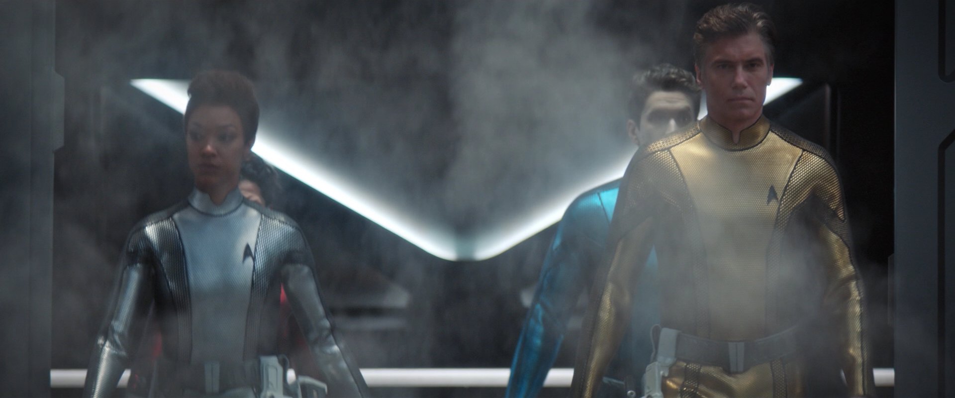 extant_StarTrekDiscovery_2x01-Brother_03757.jpg