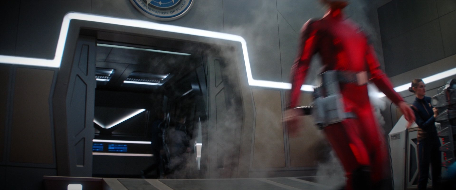 extant_StarTrekDiscovery_2x01-Brother_03765.jpg