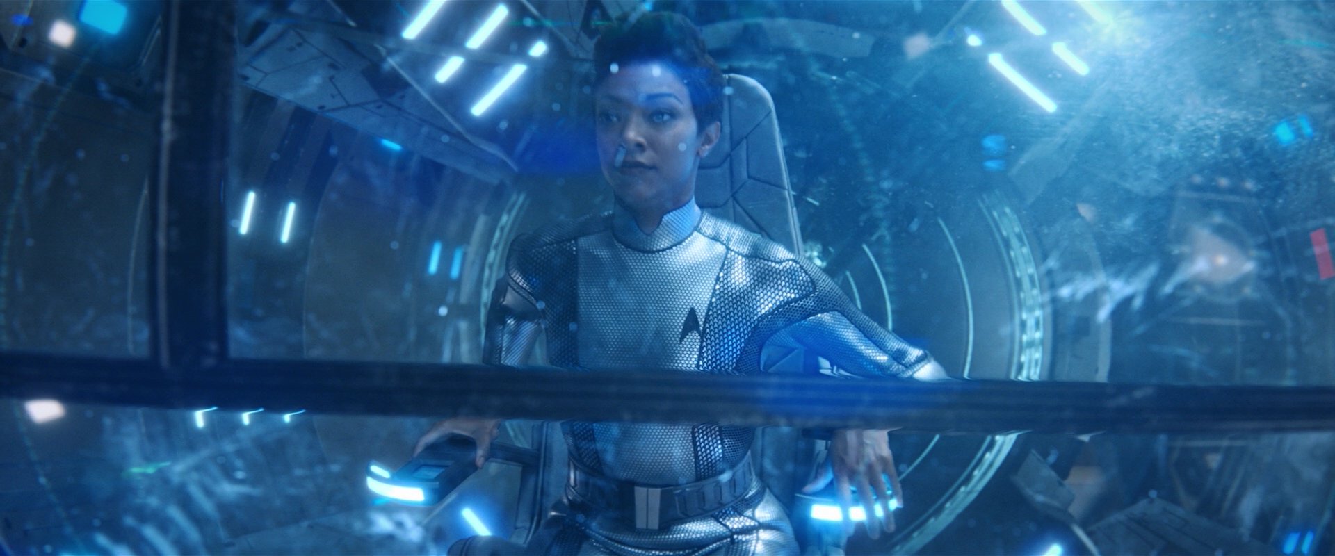 extant_StarTrekDiscovery_2x01-Brother_03825.jpg