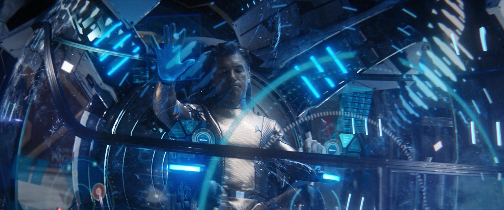 extant_StarTrekDiscovery_2x01-Brother_03847.jpg
