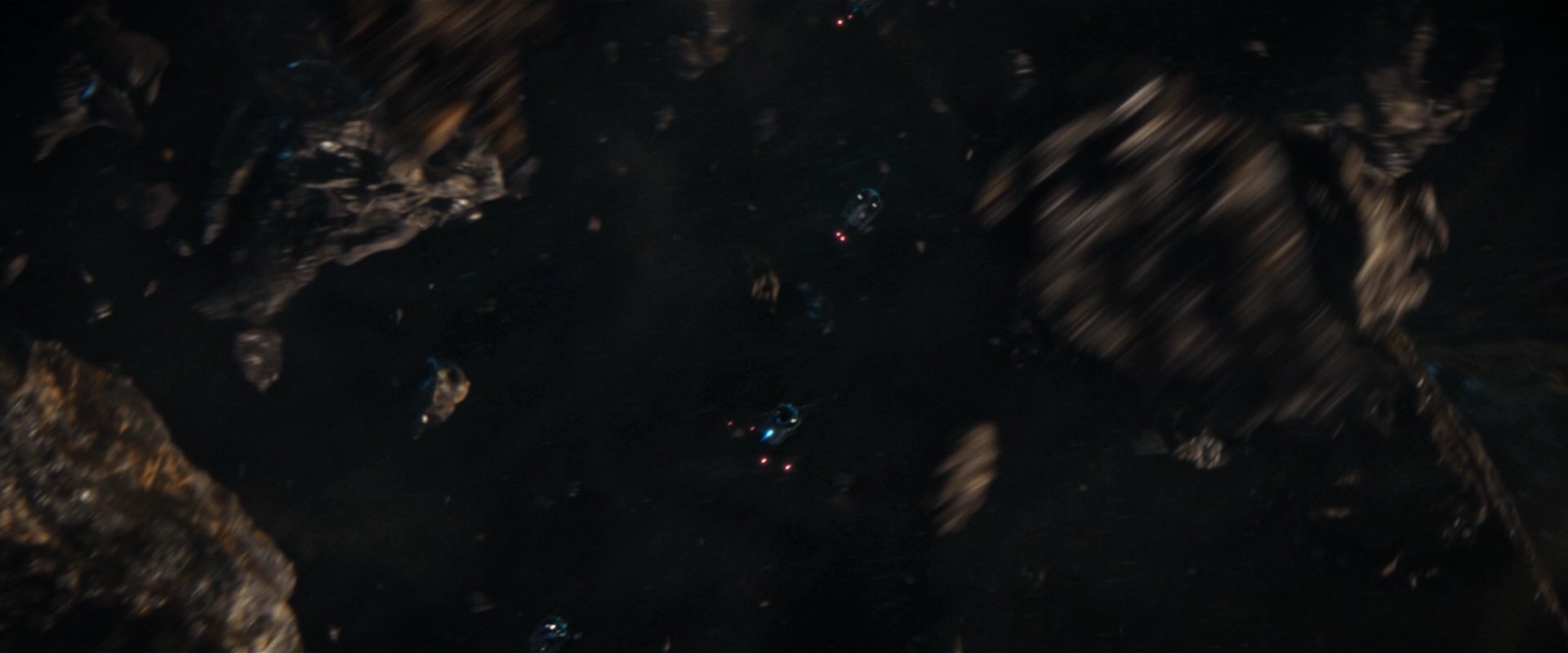 extant_StarTrekDiscovery_2x01-Brother_03959.jpg