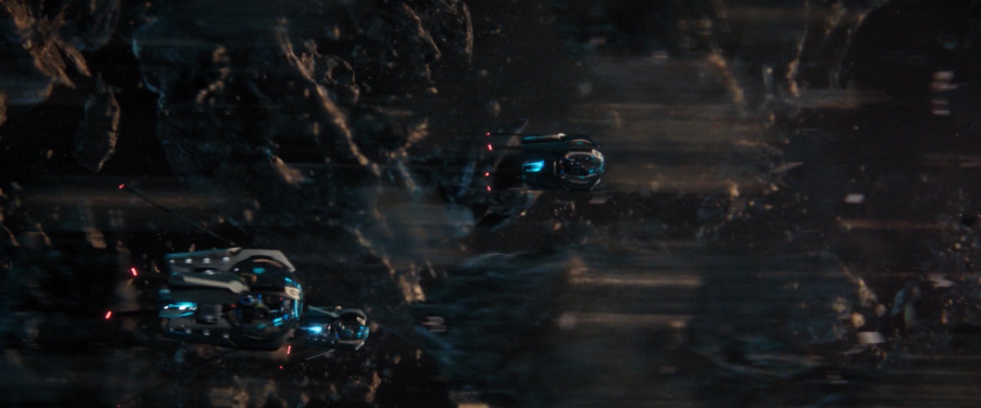 extant_StarTrekDiscovery_2x01-Brother_04134.jpg