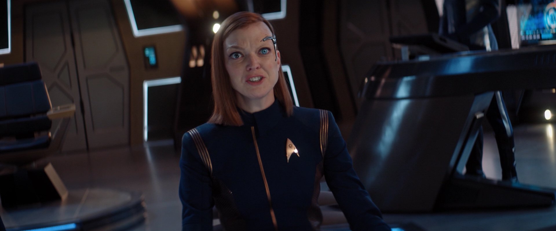 extant_StarTrekDiscovery_2x01-Brother_04146.jpg