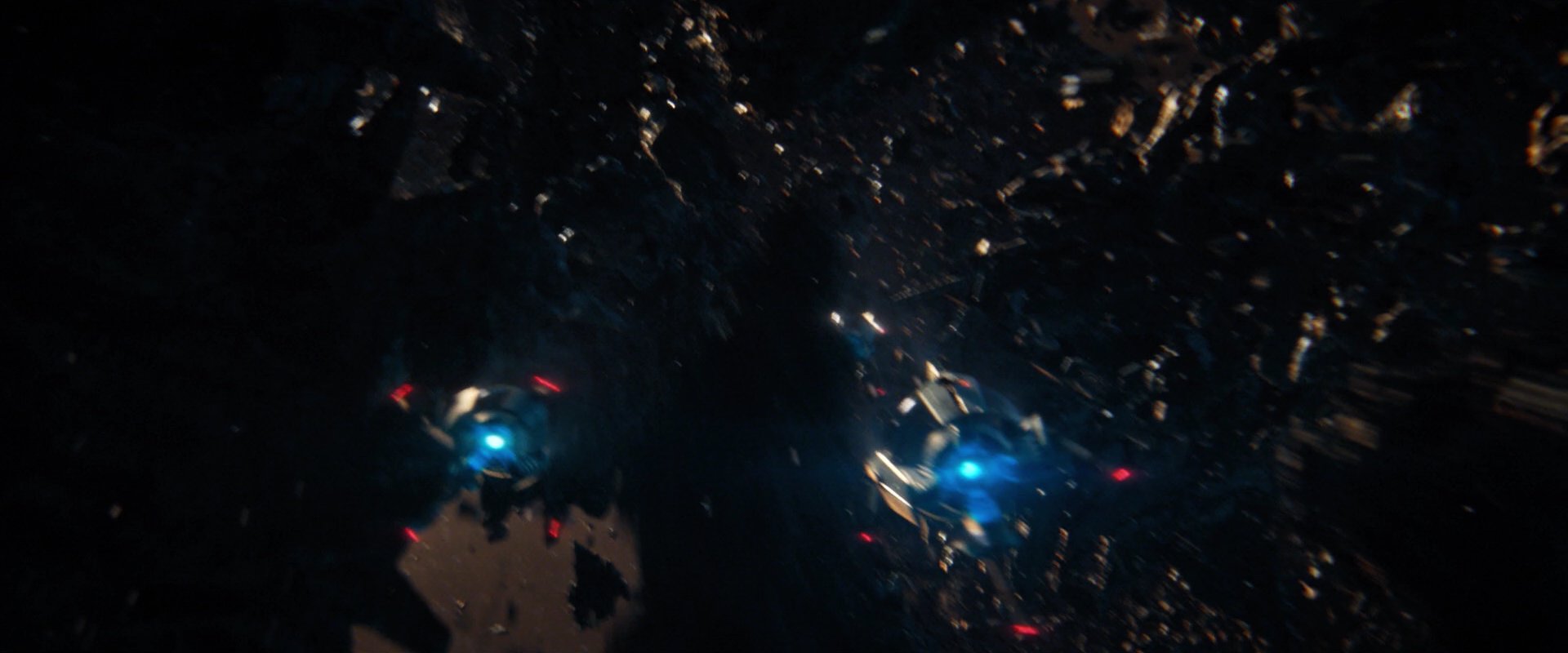 extant_StarTrekDiscovery_2x01-Brother_04193.jpg