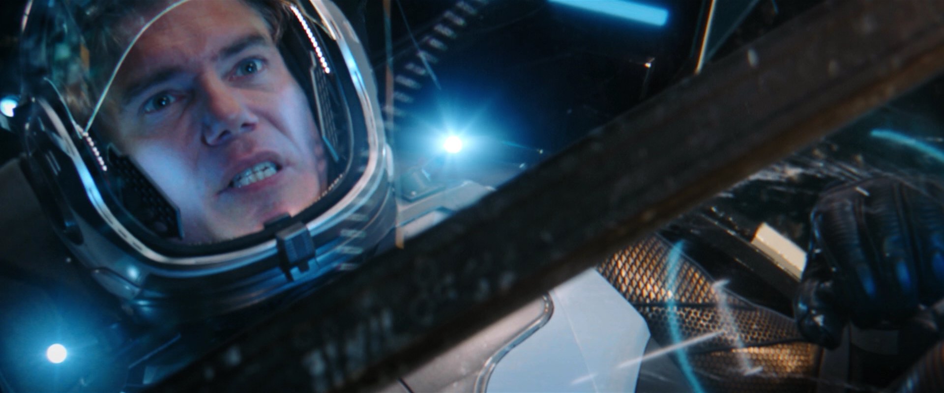 extant_StarTrekDiscovery_2x01-Brother_04221.jpg