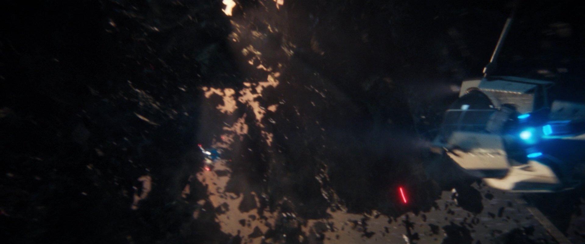 extant_StarTrekDiscovery_2x01-Brother_04226.jpg