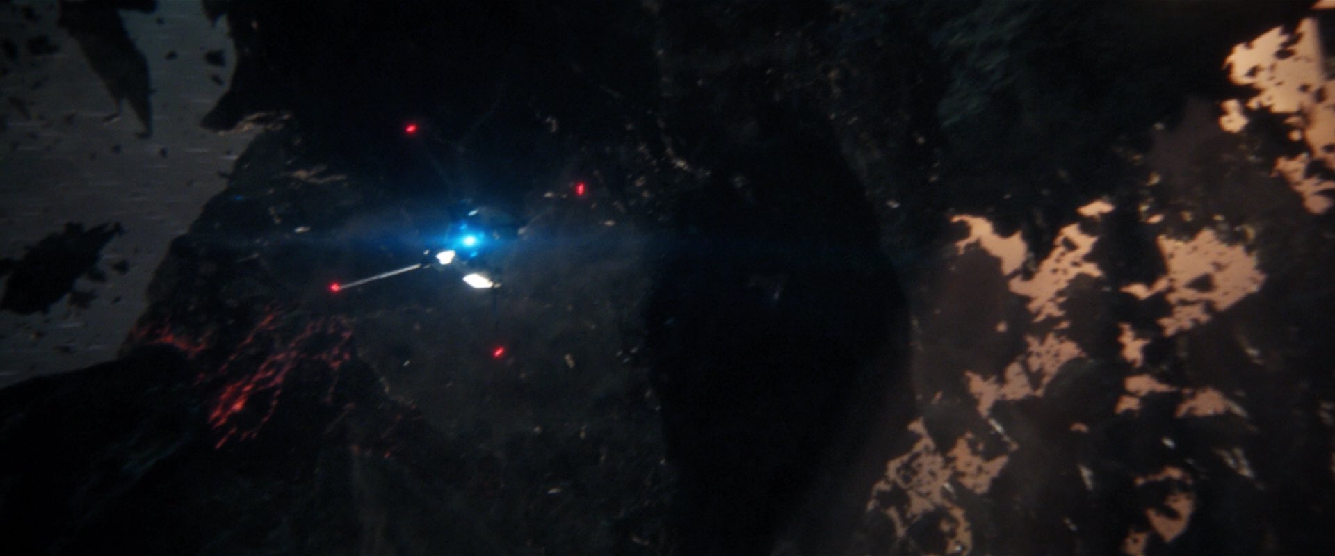 extant_StarTrekDiscovery_2x01-Brother_04229.jpg
