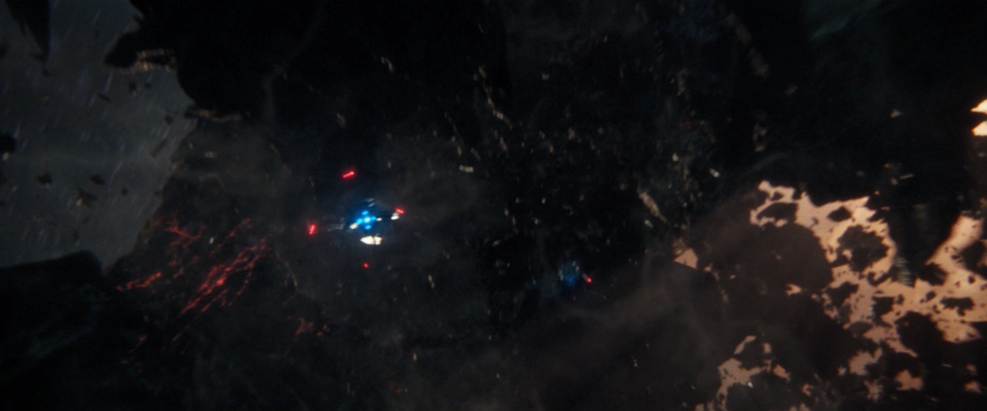 extant_StarTrekDiscovery_2x01-Brother_04230.jpg