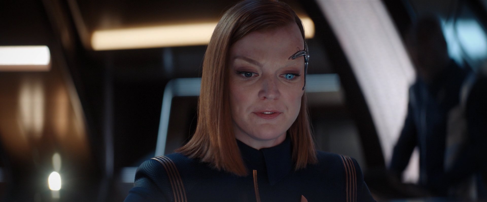 extant_StarTrekDiscovery_2x01-Brother_04270.jpg