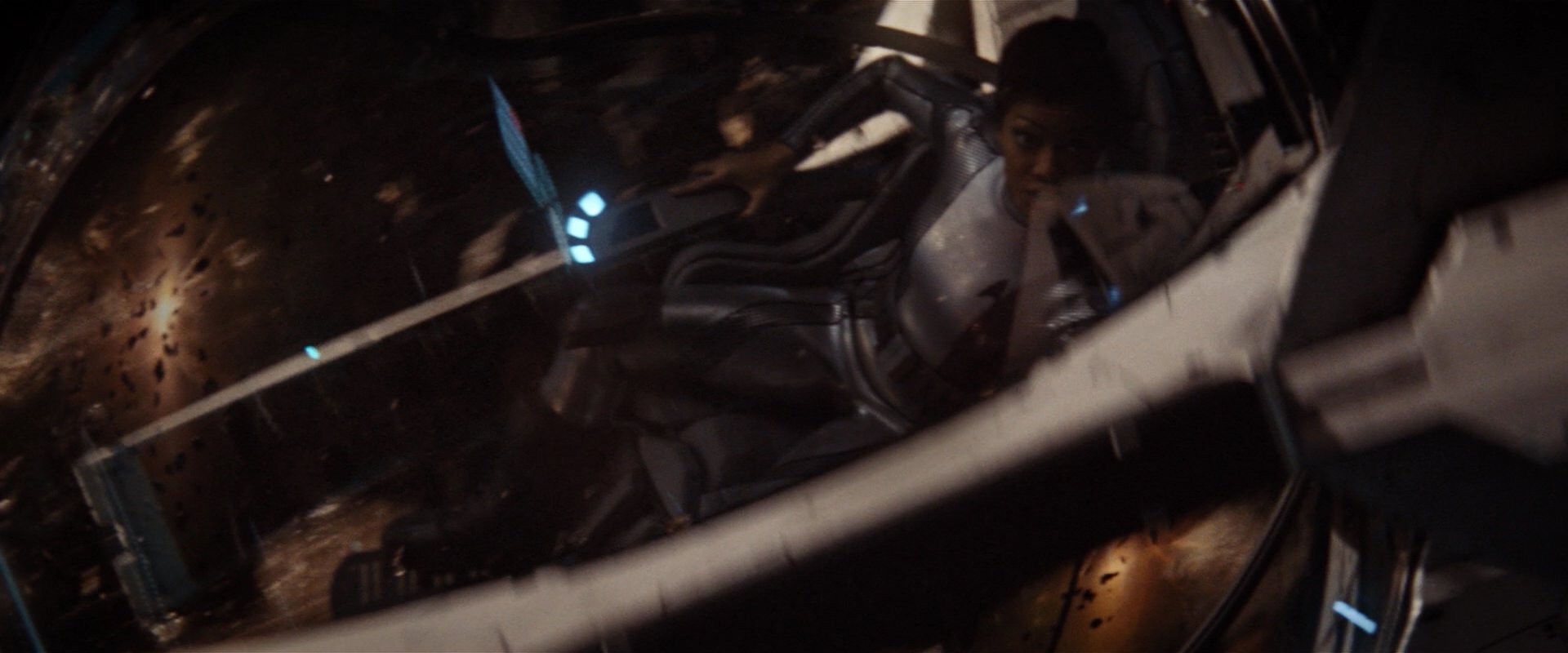 extant_StarTrekDiscovery_2x01-Brother_04286.jpg
